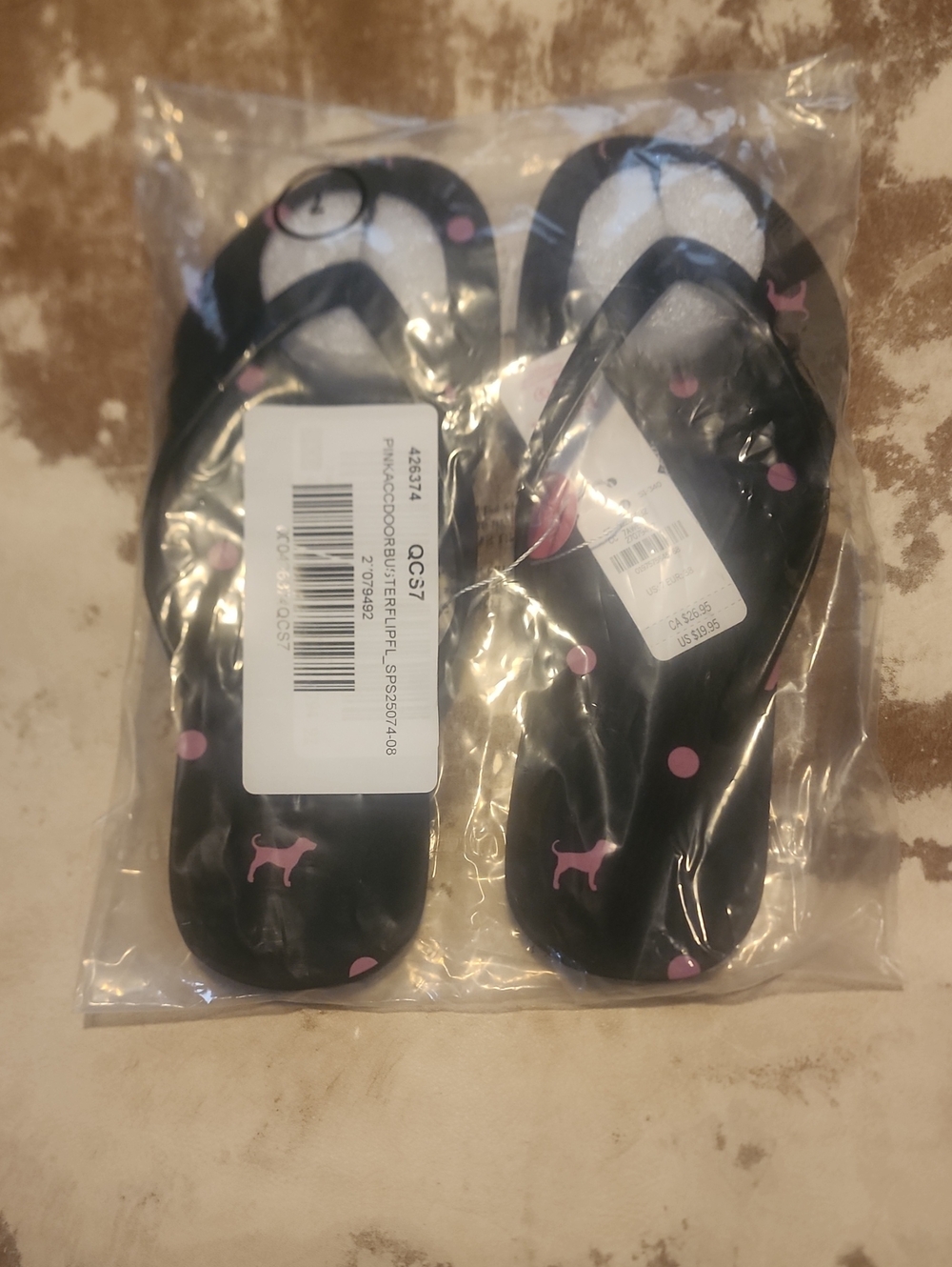 Pink VS Flip Flops. NWT. Size: 7